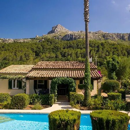 La Plana Villa